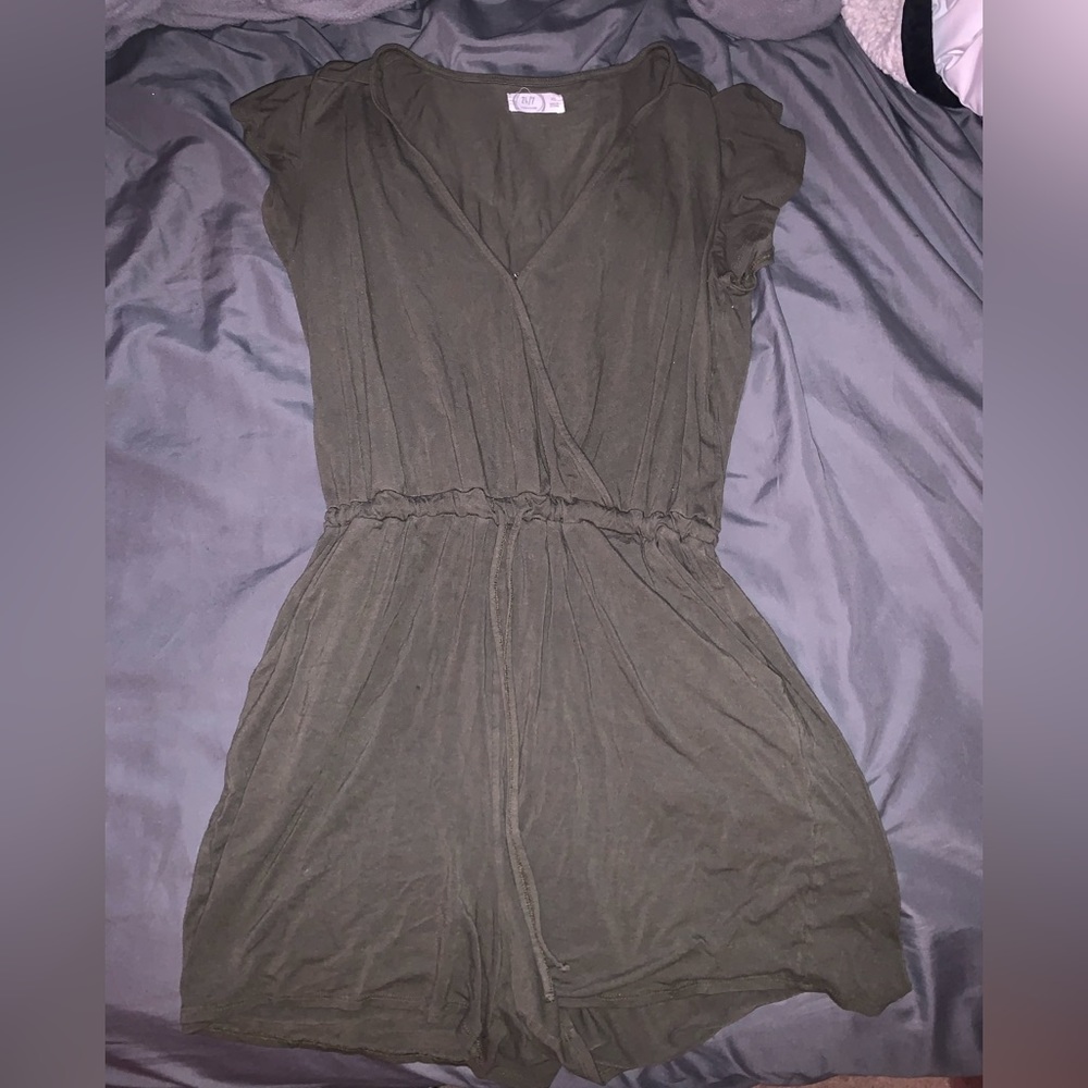Army Green Maurice’s romper with pockets. Size extra small